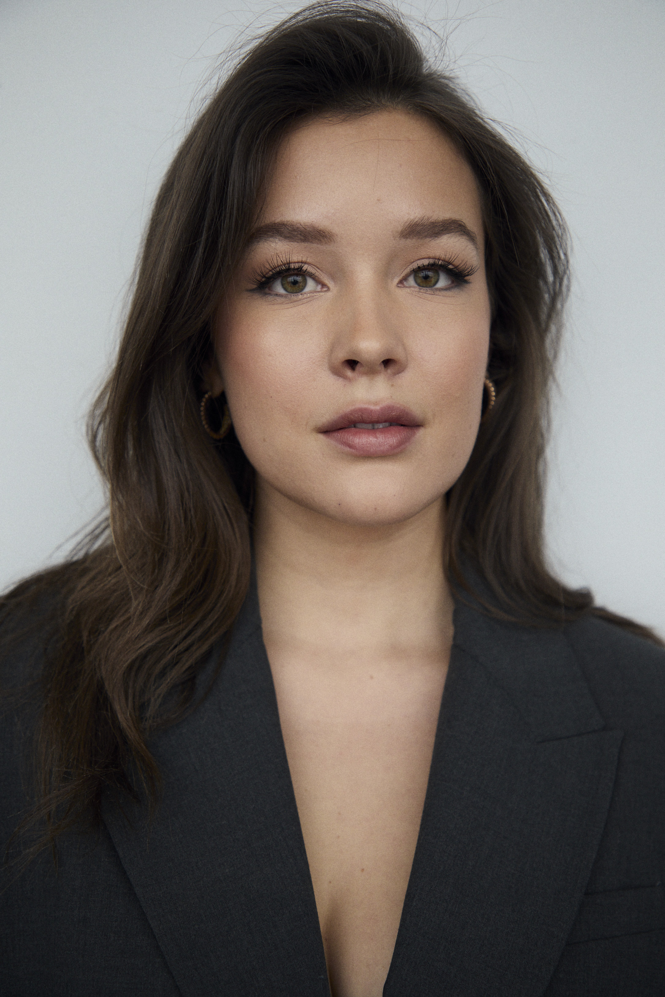 MAYA BON